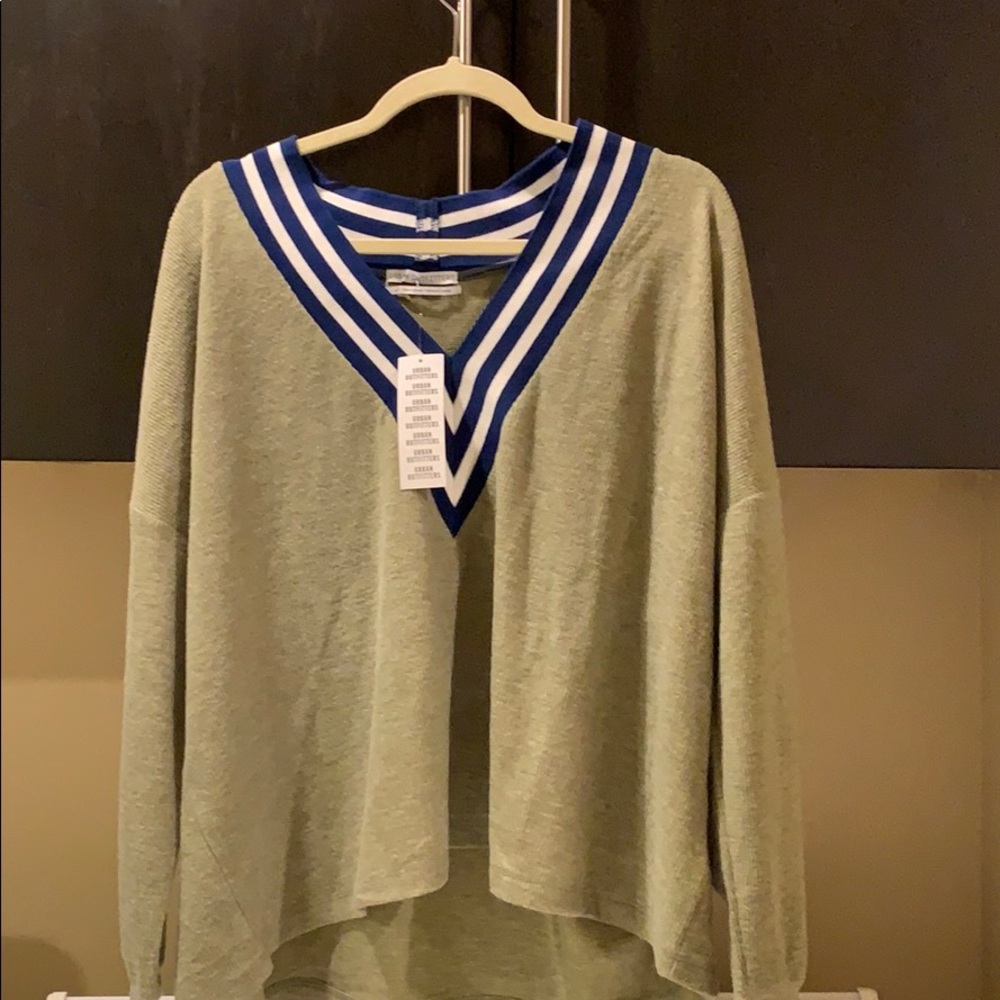 NWT Urban Outfitters Sweater